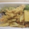 丸亀製麺　3種の天ぷらと定番おかずのうどん弁当